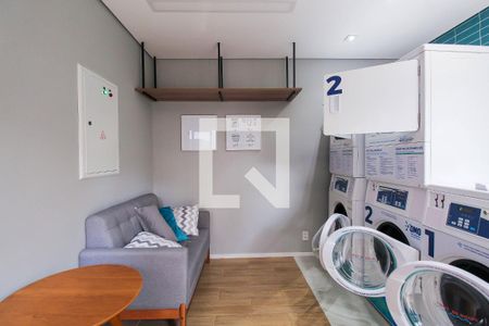 Apartamento à venda com 27m², 1 quarto e sem vaga Apartamento à venda com 27m², 1 quarto e sem vagaLavanderia