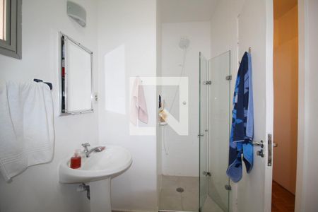 Apartamento à venda com 70m², 2 quartos e 1 vaga Apartamento à venda com 70m², 2 quartos e 1 vagaBanheiro