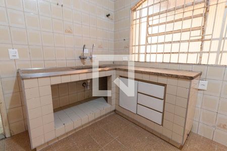 Casa para alugar com 65m², 2 quartos e 2 vagasCozinha