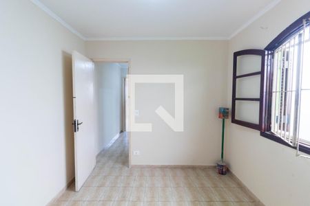 Casa para alugar com 65m², 2 quartos e 2 vagasQuarto 2