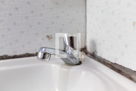 Casa para alugar com 65m², 2 quartos e 2 vagasBanheiro - torneira