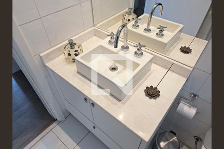 Apartamento à venda com 110m², 3 quartos e 2 vagas Apartamento à venda com 110m², 3 quartos e 2 vagasBanheiro