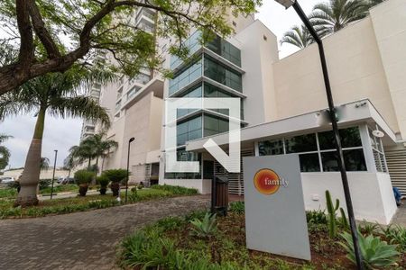 Apartamento à venda com 110m², 3 quartos e 2 vagas Apartamento à venda com 110m², 3 quartos e 2 vagasFachada
