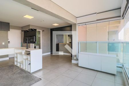 Studio à venda com 43m², 1 quarto e 1 vaga Studio à venda com 43m², 1 quarto e 1 vagaVaranda