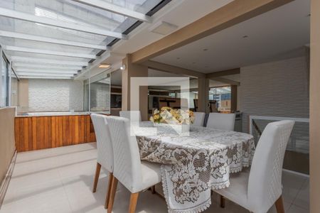 Apartamento à venda com 204m², 3 quartos e 2 vagasEspaço Gourmet