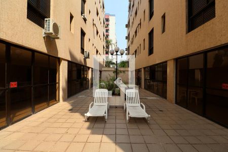 Apartamento para alugar com 142m², 3 quartos e 2 vagas Apartamento para alugar com 142m², 3 quartos e 2 vagasÁrea comum