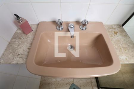 Apartamento para alugar com 142m², 3 quartos e 2 vagas Apartamento para alugar com 142m², 3 quartos e 2 vagasBanheiro Suíte 2