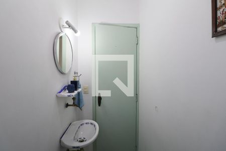 Apartamento para alugar com 142m², 3 quartos e 2 vagas Apartamento para alugar com 142m², 3 quartos e 2 vagasLavabo