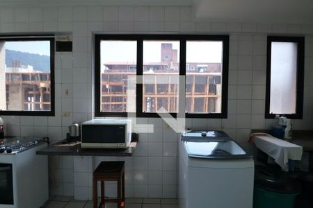 Apartamento para alugar com 142m², 3 quartos e 2 vagas Apartamento para alugar com 142m², 3 quartos e 2 vagasCozinha