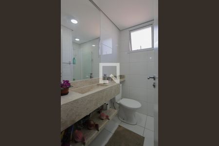 Apartamento à venda com 82m², 3 quartos e 2 vagasBanheiro social