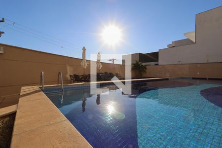 Apartamento à venda com 82m², 3 quartos e 2 vagasÁrea comum - Piscina