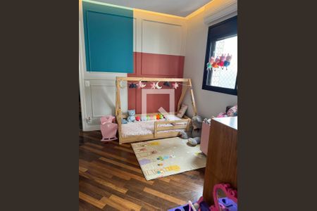 Apartamento à venda com 288m², 4 quartos e 3 vagas Apartamento à venda com 288m², 4 quartos e 3 vagasQuarto