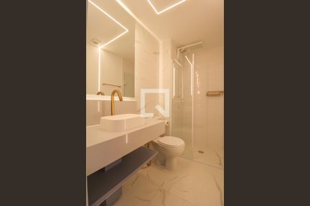 Banheiro de kitnet/studio para alugar com 1 quarto, 40m² em Cambuí, Campinas