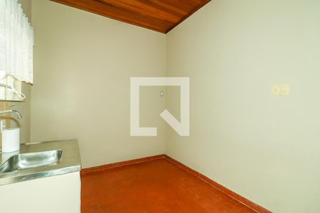 Casa à venda com 90m², 2 quartos e 3 vagas Casa à venda com 90m², 2 quartos e 3 vagasCozinha