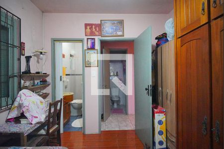 Casa à venda com 270m², 4 quartos e 4 vagas Casa à venda com 270m², 4 quartos e 4 vagasSuíte