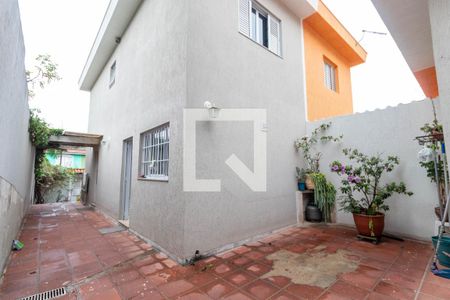 Casa à venda com 134m², 2 quartos e 2 vagas Casa à venda com 134m², 2 quartos e 2 vagasQuintal