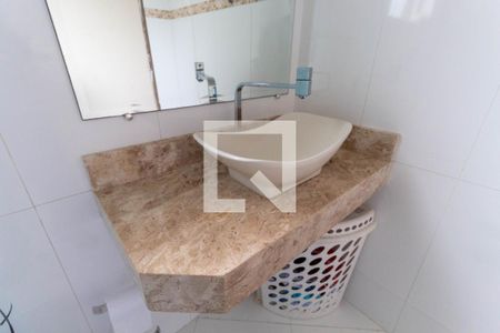 Casa à venda com 134m², 2 quartos e 2 vagas Casa à venda com 134m², 2 quartos e 2 vagasBanheiro 1