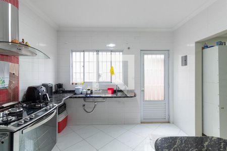 Casa à venda com 134m², 2 quartos e 2 vagas Casa à venda com 134m², 2 quartos e 2 vagasCozinha