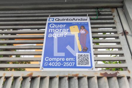 Casa à venda com 134m², 2 quartos e 2 vagas Casa à venda com 134m², 2 quartos e 2 vagasPlaquinha