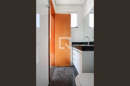 Apartamento à venda com 140m², 3 quartos e 2 vagas Apartamento à venda com 140m², 3 quartos e 2 vagasBanheiro da Suíte 1