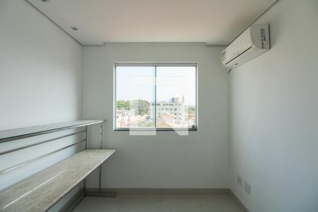Apartamento à venda com 140m², 3 quartos e 2 vagas Apartamento à venda com 140m², 3 quartos e 2 vagasQuarto 1