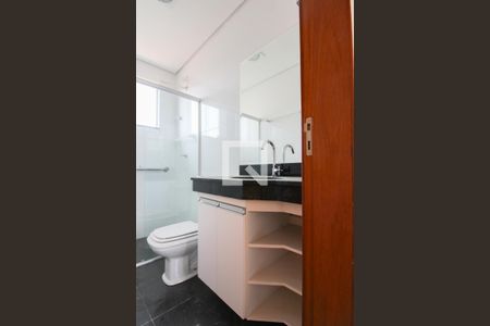 Apartamento à venda com 140m², 3 quartos e 2 vagas Apartamento à venda com 140m², 3 quartos e 2 vagasBanheiro Social