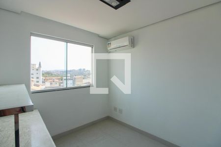 Apartamento à venda com 140m², 3 quartos e 2 vagas Apartamento à venda com 140m², 3 quartos e 2 vagasQuarto 1