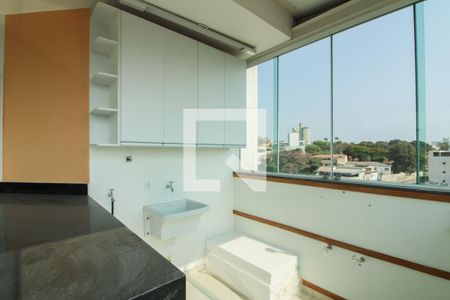 Apartamento à venda com 140m², 3 quartos e 2 vagas Apartamento à venda com 140m², 3 quartos e 2 vagasÁrea de Serviço