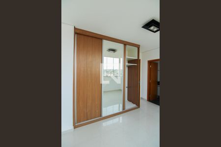 Apartamento à venda com 140m², 3 quartos e 2 vagas Apartamento à venda com 140m², 3 quartos e 2 vagasSuíte 2