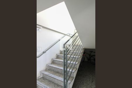 Apartamento à venda com 140m², 3 quartos e 2 vagas Apartamento à venda com 140m², 3 quartos e 2 vagasHall de entrada