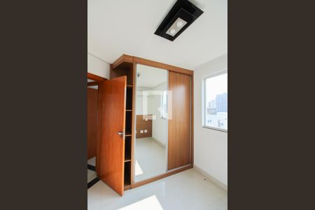 Apartamento à venda com 140m², 3 quartos e 2 vagas Apartamento à venda com 140m², 3 quartos e 2 vagasSuíte 1