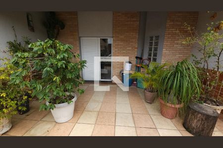 Casa à venda com 150m², 2 quartos e 2 vagasVaranda