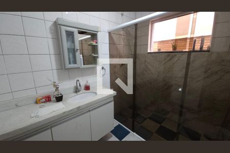 Casa à venda com 150m², 2 quartos e 2 vagasBanheiro 3
