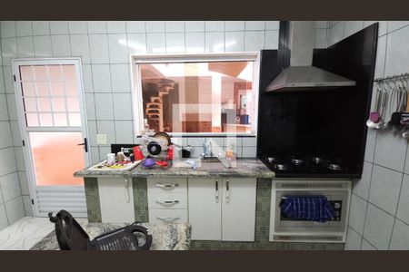 Casa à venda com 150m², 2 quartos e 2 vagasCozinha