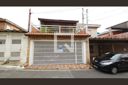 Casa à venda com 150m², 2 quartos e 2 vagasFachada
