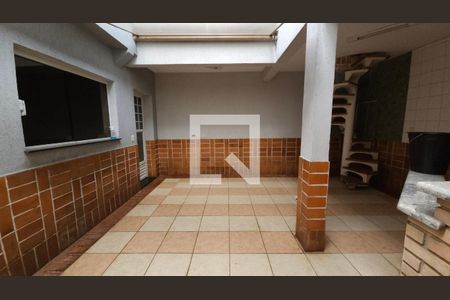 Casa à venda com 150m², 2 quartos e 2 vagasChurrasqueira