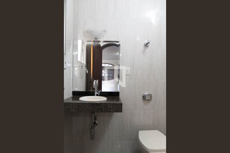 Casa à venda com 406m², 4 quartos e 4 vagasLavabo