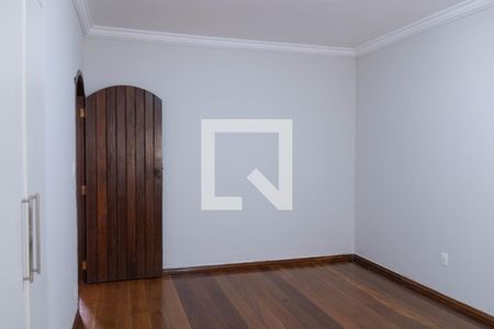 Casa à venda com 406m², 4 quartos e 4 vagasQuarto 2