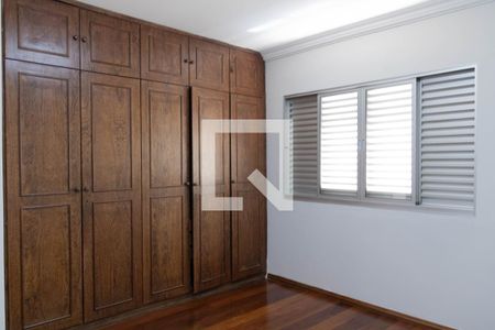 Casa à venda com 406m², 4 quartos e 4 vagasQuarto 3