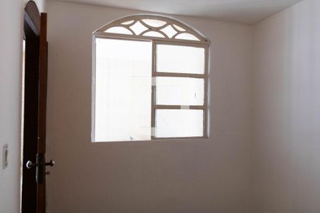 Casa à venda com 406m², 4 quartos e 4 vagasQuarto de Serviço