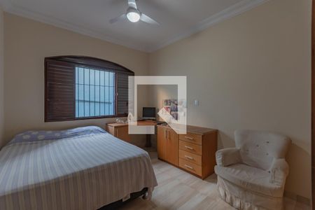 Casa à venda com 320m², 4 quartos e 4 vagasQuarto 1