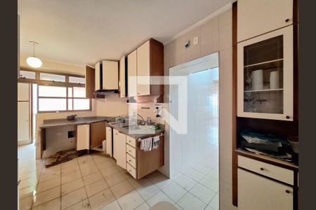 Apartamento para alugar com 178m², 4 quartos e 2 vagasCozinha