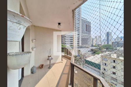 Apartamento para alugar com 178m², 4 quartos e 2 vagasVaranda