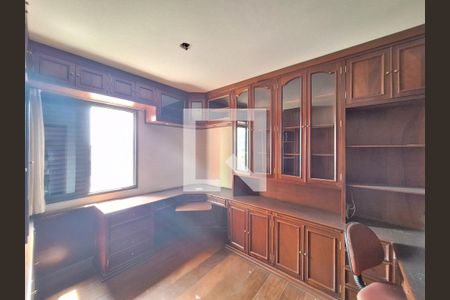 Apartamento para alugar com 178m², 4 quartos e 2 vagasQuarto 1