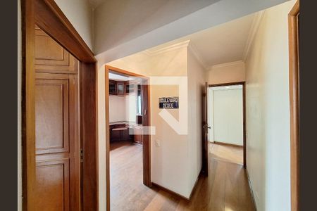 Apartamento para alugar com 178m², 4 quartos e 2 vagasCorredor