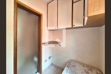 Apartamento para alugar com 178m², 4 quartos e 2 vagasQuarto de Serviço