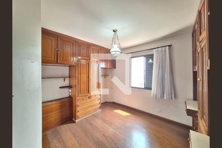 Apartamento para alugar com 178m², 4 quartos e 2 vagasQuarto 2