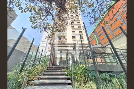 Apartamento para alugar com 178m², 4 quartos e 2 vagasFachada