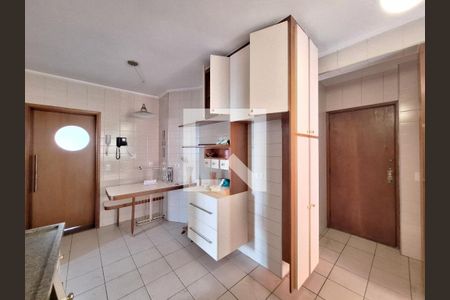 Apartamento para alugar com 178m², 4 quartos e 2 vagasCozinha