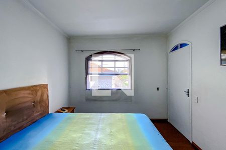 Casa à venda com 180m², 3 quartos e 2 vagasQuarto